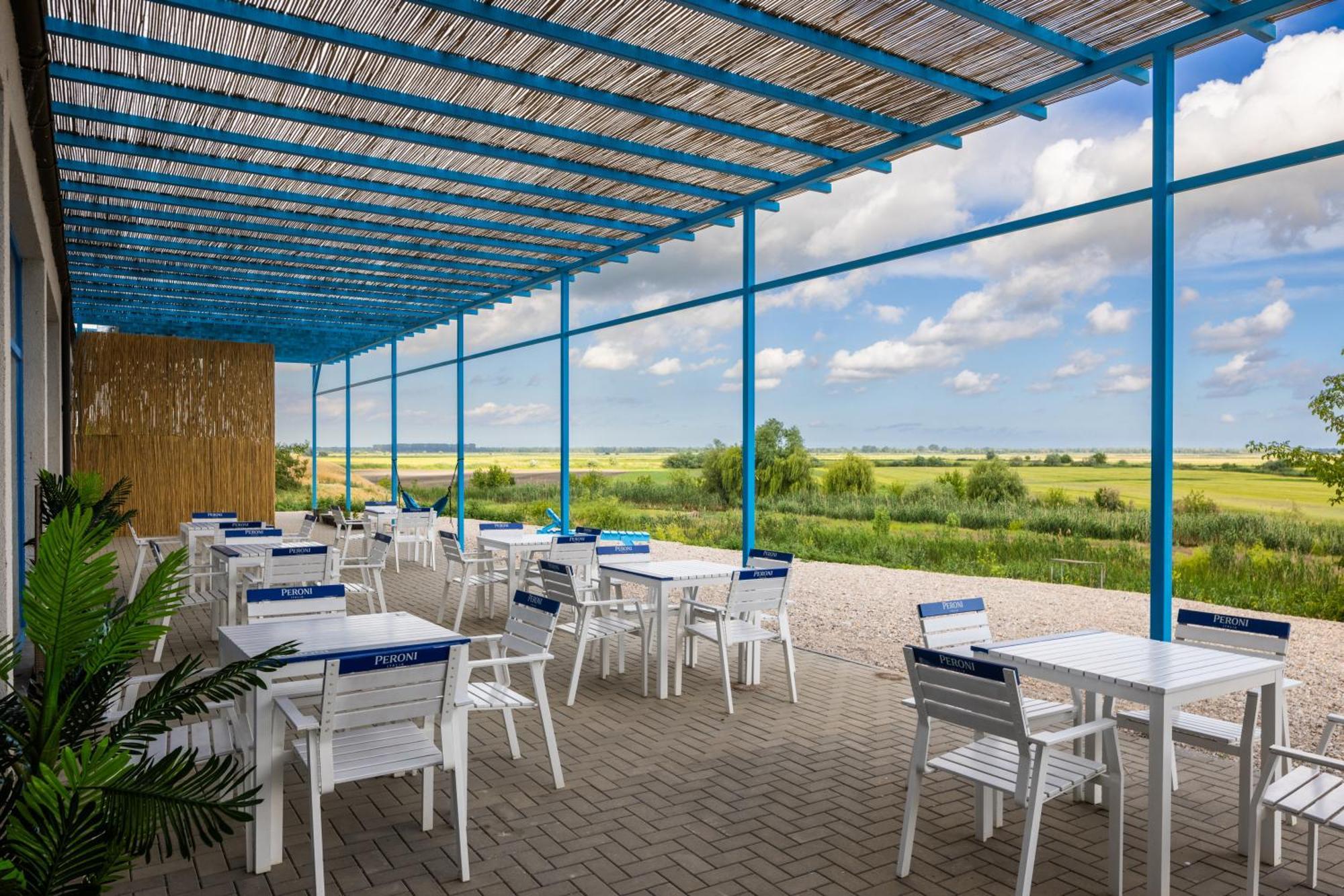 Danube Delta View Hotel Dunavăţu de Jos Екстериор снимка